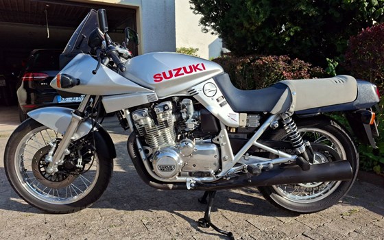 Gebrauchtmotorrad Suzuki GSX 1100S Katana - Bild 3