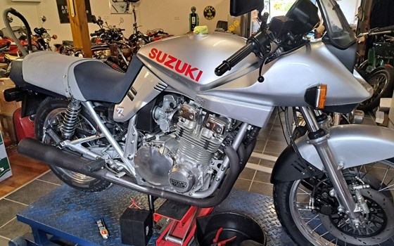 Gebrauchtmotorrad Suzuki GSX 1100S Katana - Bild 4