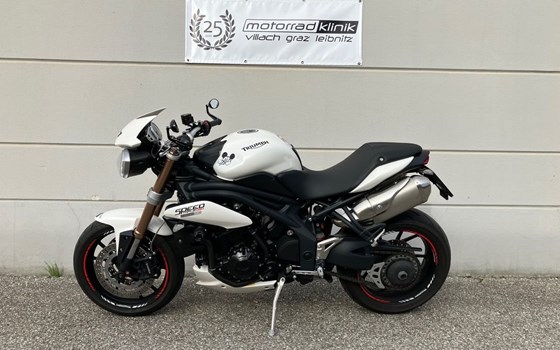 Gebrauchtmotorrad Triumph Speed Triple 1050 - Bild 1