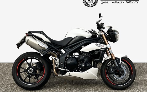 Gebrauchtmotorrad Triumph Speed Triple 1050 - Bild 2