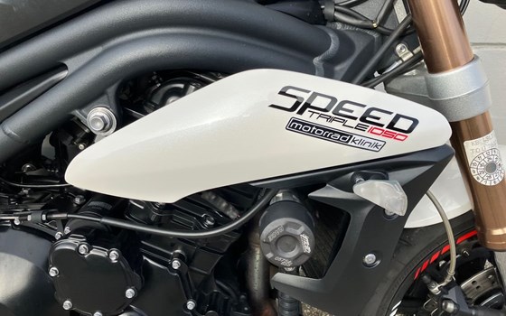 Gebrauchtmotorrad Triumph Speed Triple 1050 - Bild 13