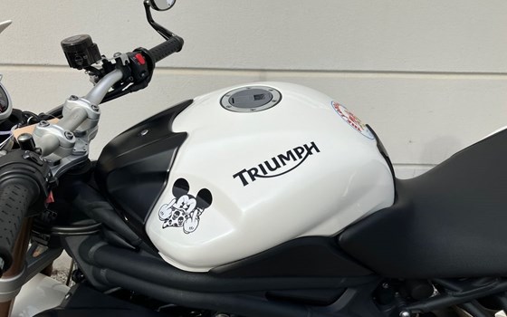 Gebrauchtmotorrad Triumph Speed Triple 1050 - Bild 3