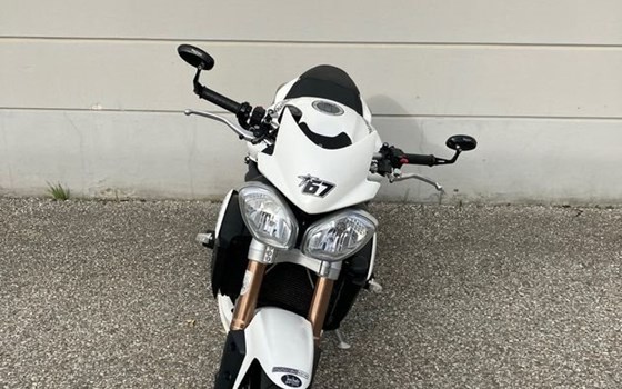 Gebrauchtmotorrad Triumph Speed Triple 1050 - Bild 4