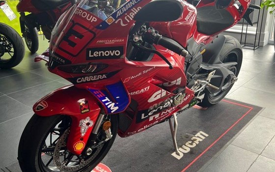 Neufahrzeug Ducati Panigale V4 - Bild 10