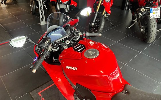 Neufahrzeug Ducati Panigale V4 - Bild 11