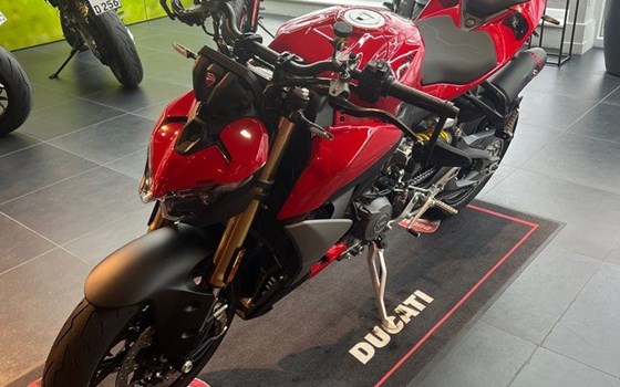 Neufahrzeug Ducati Streetfighter V2 - Bild 11