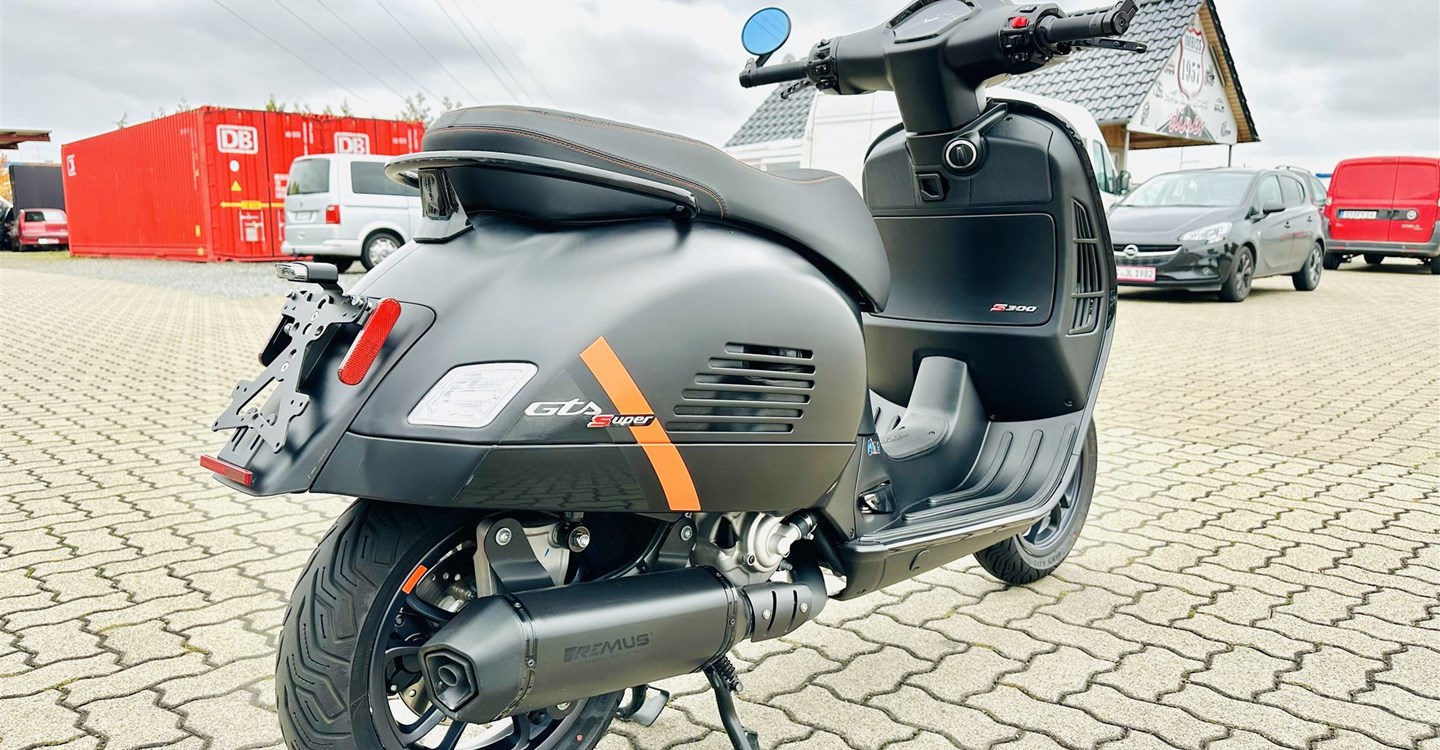 Angebot Vespa GTS 300 Super Sport