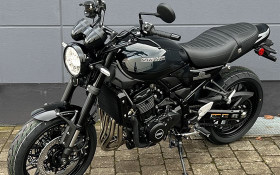 Neufahrzeug Kawasaki Z900 RS Black Ball Edition - Bild 4