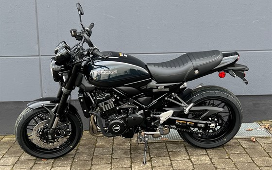 Neufahrzeug Kawasaki Z900 RS Black Ball Edition - Bild 5