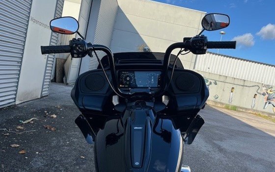 Gebrauchtmotorrad Harley-Davidson Road Glide FLTRX - Bild 13