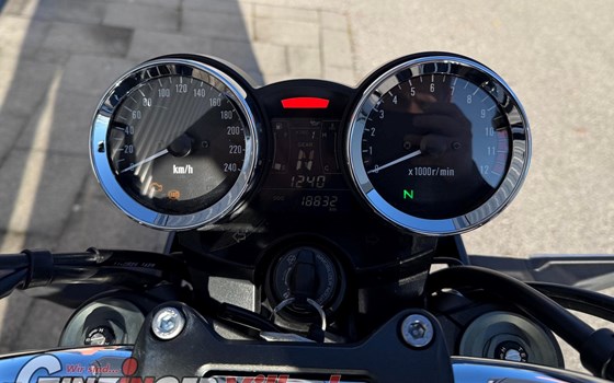 Gebrauchtmotorrad Kawasaki Z900 RS - Bild 8
