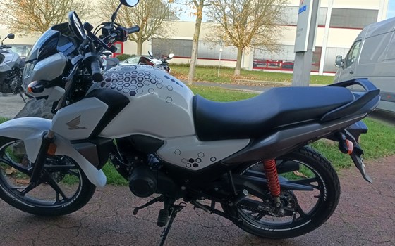 Gebrauchtmotorrad Honda CBF 125 - Bild 3