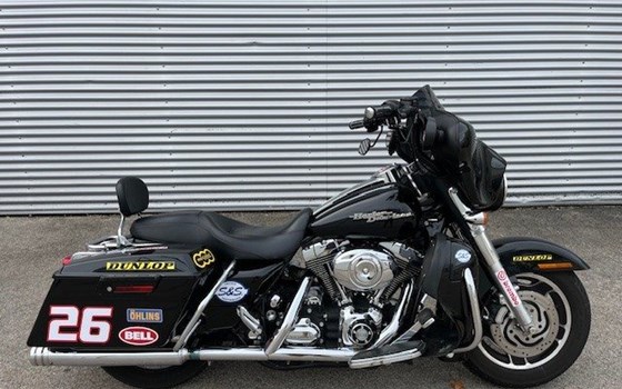 Gebrauchtmotorrad Harley-Davidson Street Glide FLHX - Bild 2