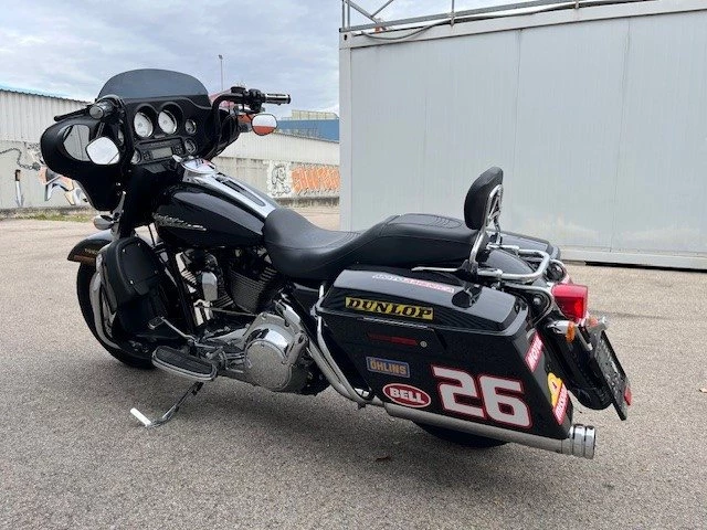 Harley-Davidson Street Glide FLHX (Vivid Black) - Bild 9