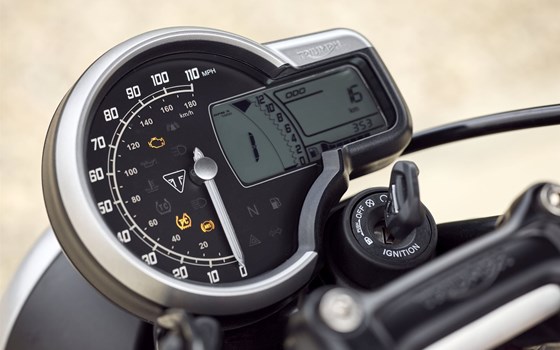 Gebrauchtmotorrad Triumph Speed 400 - Bild 6