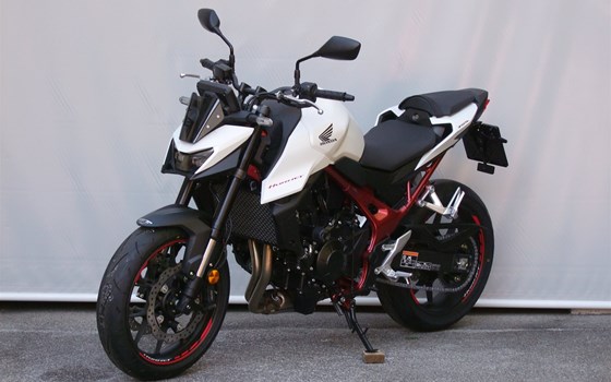 Neufahrzeug Honda CB750 Hornet - Bild 1