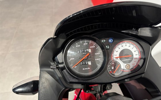 Gebrauchtmotorrad Honda CBF 125 - Bild 11