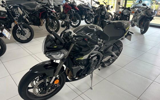 Gebrauchtmotorrad Triumph Street Triple RS - Bild 2