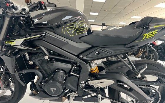 Gebrauchtmotorrad Triumph Street Triple RS - Bild 6