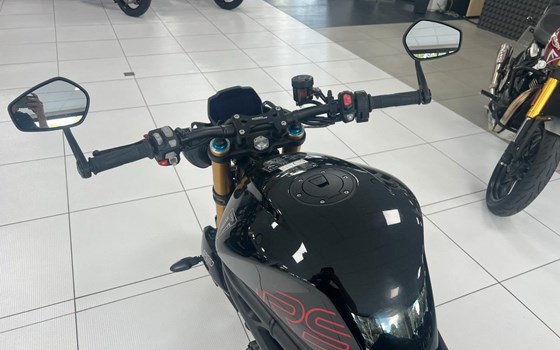 Gebrauchtmotorrad Triumph Speed Triple RS - Bild 11