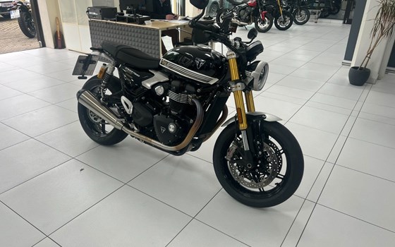 Gebrauchtmotorrad Triumph Speed Twin 1200 RS - Bild 1
