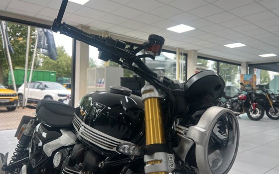 Gebrauchtmotorrad Triumph Speed Twin 1200 RS - Bild 10