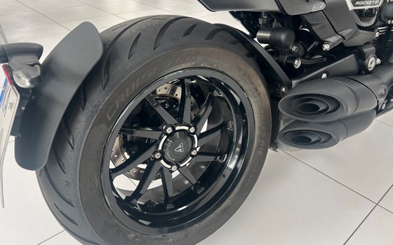 Gebrauchtmotorrad Triumph Rocket 3 R - Bild 11
