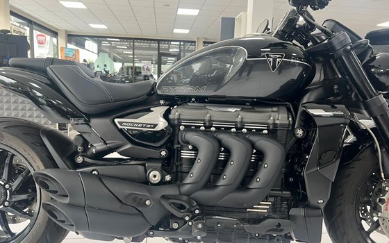 Gebrauchtmotorrad Triumph Rocket 3 R - Bild 6