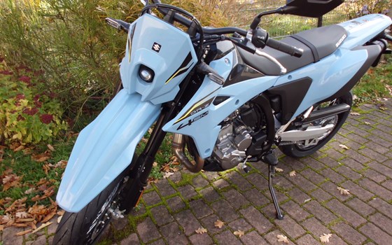 Neufahrzeug Suzuki DR-Z4SM - Bild 10