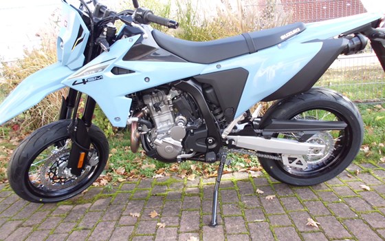 Neufahrzeug Suzuki DR-Z4SM - Bild 12