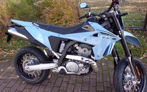 Neufahrzeug Suzuki DR-Z4SM - Bild 7