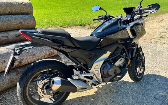 Gebrauchtmotorrad Honda NC750X DCT - Bild 2