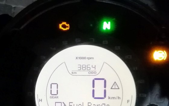 Gebrauchtmotorrad Husqvarna Svartpilen 401 - Bild 4