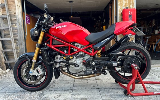 Gebrauchtmotorrad Ducati Monster S4RS - Bild 20