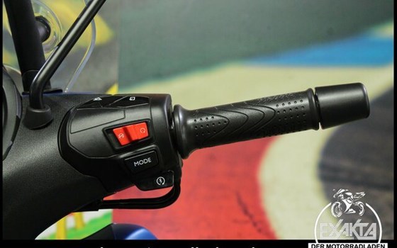 Neufahrzeug Piaggio Beverly 400 hpe - Bild 19