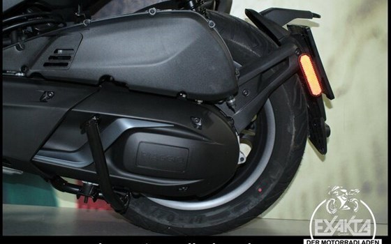 Neufahrzeug Piaggio Beverly 400 hpe - Bild 23