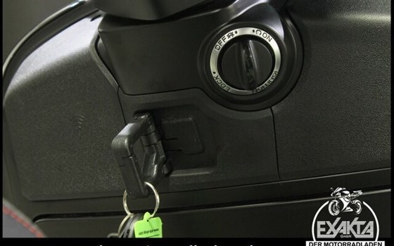 Neufahrzeug Vespa GTS 125 Super Sport - Bild 12