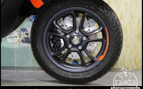 Neufahrzeug Vespa GTS 125 Super Sport - Bild 21