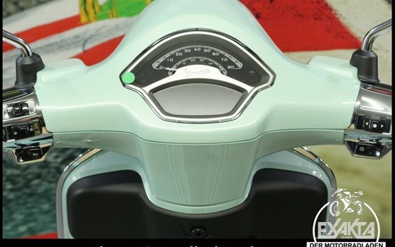 Neufahrzeug Vespa Primavera 125 Batik - Bild 17