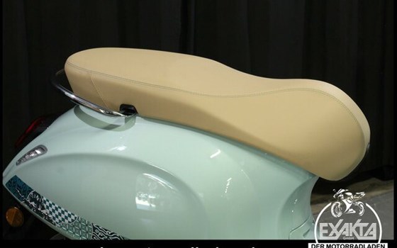 Neufahrzeug Vespa Primavera 125 Batik - Bild 29