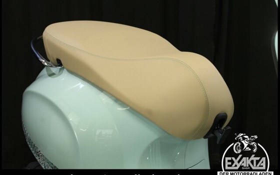 Neufahrzeug Vespa Primavera 125 Batik - Bild 30