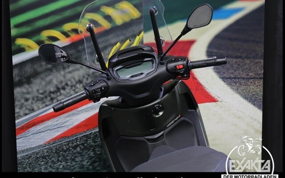 Neufahrzeug Piaggio Beverly 400 S - Bild 11