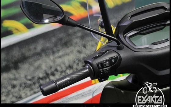 Neufahrzeug Piaggio Beverly 400 S - Bild 16