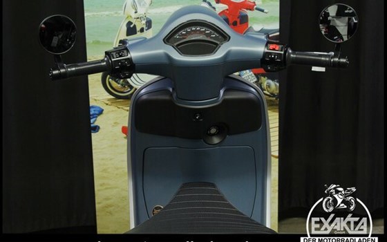 Neufahrzeug Vespa Primavera 125 Officina 8 - Bild 16