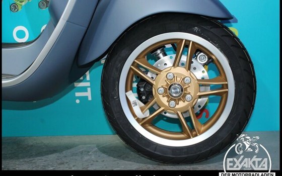 Neufahrzeug Vespa Primavera 125 Officina 8 - Bild 25