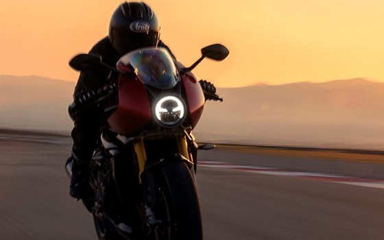 Neufahrzeug Triumph Speed Triple R - Bild 2