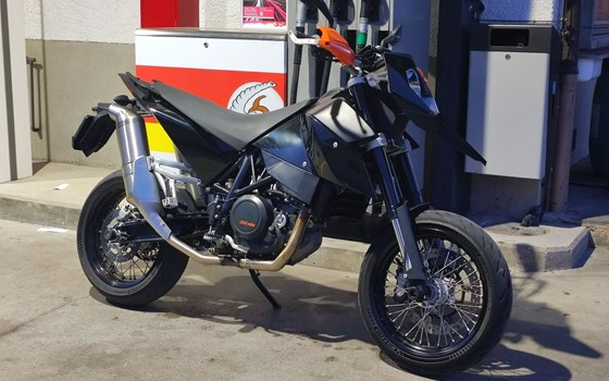 Motorrad Occasion KTM 690 Supermoto - Bild 2