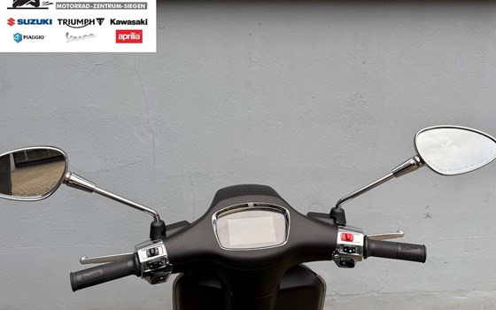 Gebrauchtmotorrad Vespa Sprint - Bild 5
