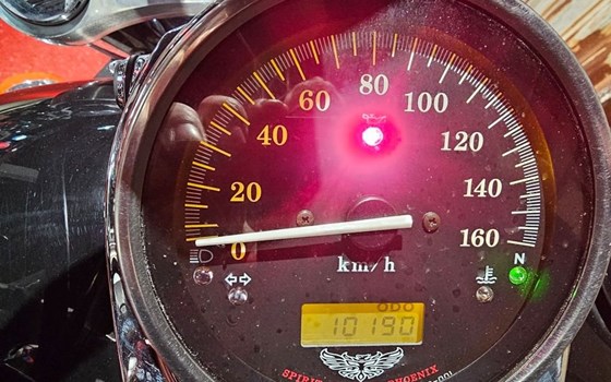 Gebrauchtmotorrad Honda VT 750 DC Black Widow - Bild 4