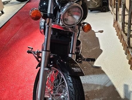 Gebrauchtmotorrad Honda VT 750 DC Black Widow - Bild 6